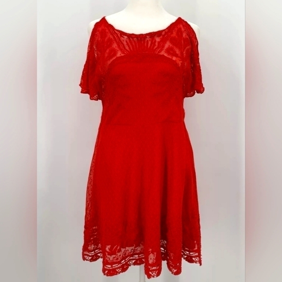 Free People Dresses & Skirts - Free People Women’s Small Red Lace Fit Flare Dress Cold Shoulder